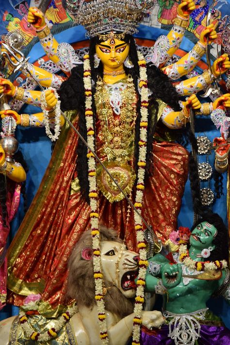 Durga Puja 2016 (Dashami) at Belur MathDurga Puja (Dashami) at Belur Math on 11 October 2016. Maha Gauri, Durga Maa Pictures, Durga Puja Wallpaper, Belur Math, Adi Shakti, Lord Brahma, Lord Durga, Maa Durga Photo, Hindu Worship