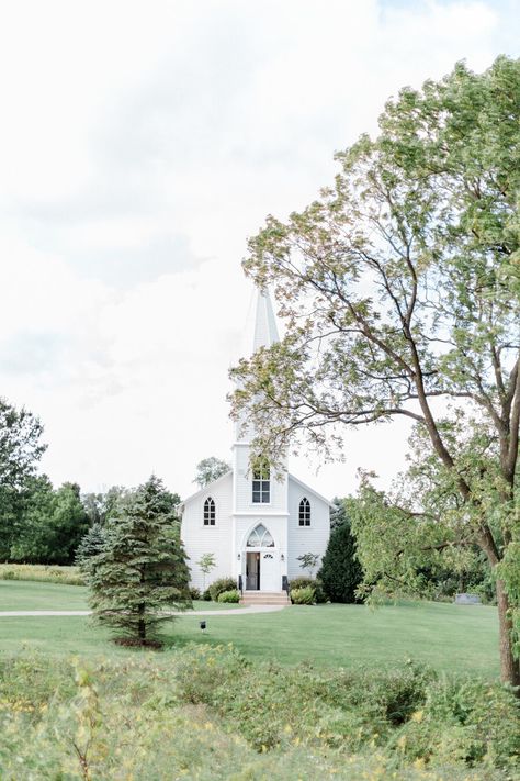 Wisconsin Wedding Ideas, Southern Wisconsin Wedding Venues, Wisconsin Wedding Venues Outdoor, Door County Wedding Venues, Milwaukee Wedding Venues, Wisconsin Wedding Venues, Wausau Wisconsin, Wisconsin State Parks, Airbnb Wedding