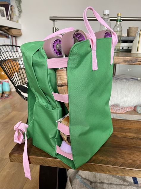 Roller Skate Bag Diy, Roller Skate Bag Pattern, Roller Skate Bag, Skate Backpack, Quad Skates, First Haircut, Sewing Machine Basics, Diy Backpack, Roller Girl