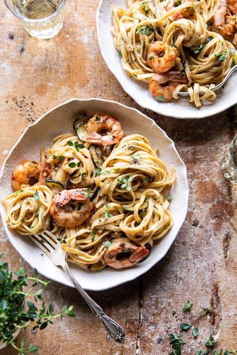 Half Baked Harvest Shrimp, Shrimp Scampi Linguine, Pasta Shrimp, Pasta With Shrimp, Half Baked Harvest Recipes, Plats Healthy, Scampi Recipe, Harvest Recipes, Barefoot Contessa