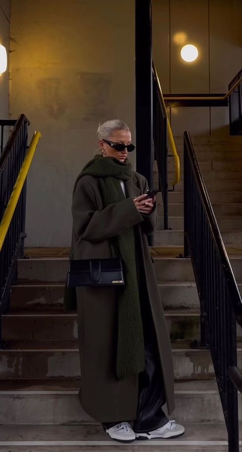 Nyc Fits, Nyc Outfits, Cold Outfits, Corporate Outfits, Fall Fits, Winter Fits, Winter Mode, Coat Outfits, Mode Inspo