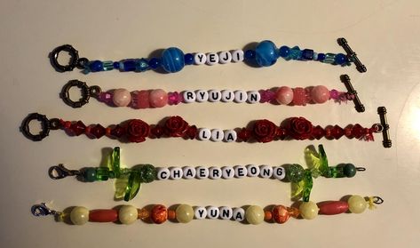 200323 ITZY themed bracelets Itzy Bracelet, Itzy Concert, Themed Bracelets, Art Attack, Concert Outfit, Friendship Bracelets, Outfit Ideas, Hair Accessories, Bts