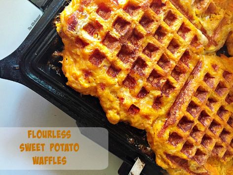 Waffle Iron Recipes, Potato Waffles, Sweet Potato Waffles, Waffles Recipe, Whole 30 Breakfast, Keto Vegan, Shredded Pork, Cooking Spray, Paleo Breakfast