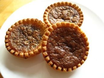 Butter Tarts Filling Recipe, Mini Butter Tarts, Goat Treats, Herringbone Stitch Tutorial, Butter Tart Squares, Canadian Butter Tarts, Butter Tart, Canadian Recipes, Pecan Tarts