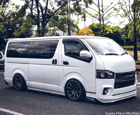 Hiace Van Modified, Toyota Hiace Modified, Toyota Vanguard, Van Design, Toyota Hiace, Diy Car, Car Tuning, Sports Cars Luxury, Car Wallpapers