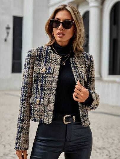 Tweed Coat Outfit, Tweed Outfit Women, Tweed Blazer Outfit, Tweed Jacket Outfit, Outfit Mit Blazer, Giacca In Tweed, Tweed Fashion, Tweed Overcoat, Chanel Style Jacket