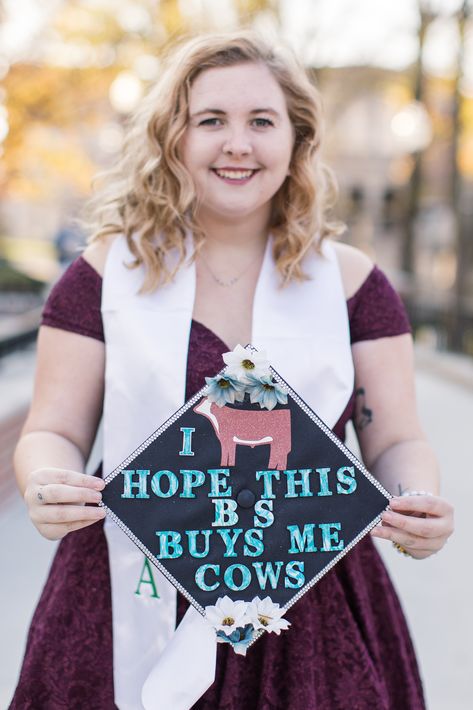 Science Graduation Cap, A Student Studying, Graduation Cap Decoration Diy, High School Graduation Cap, College Graduation Cap Decoration, Diy Graduation Cap, Vet School, Sigma Alpha, Graduation Caps