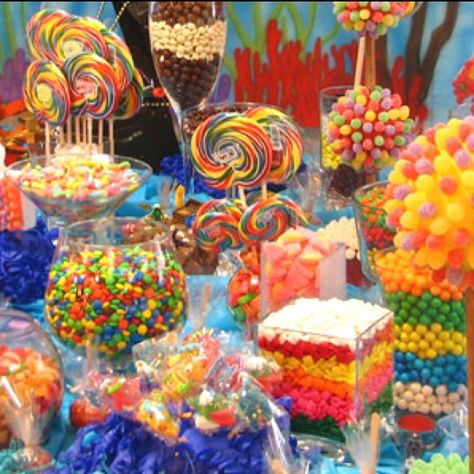 Candy Buffet Ideas Birthday, Kids Candy Bar, Candy Corner, Cheap Candy, Candy Bar Party, Candy Buffet Tables, Candy Bar Wedding, Candy Station, Candyland Birthday