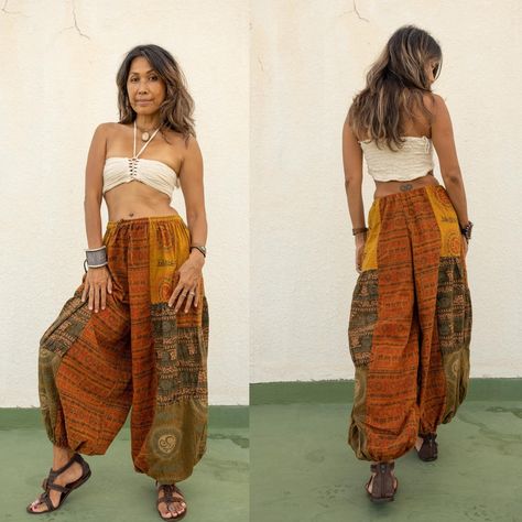 Bohemian Aladdin Harem Pants Unique Tribal Print Very Comfortable Great for travel, leisure, relaxation, or yoga.  Elastic at bottom and at waist. Unique one of a kind color way Two Styles One size fits most!  Model is 5'5" or 165 CM tall. Patchwork Harem Pants, Harem Pants Outfit Boho, Arabian Pants, Hippie Pants Outfit, Boho Pants Outfit, Summer Boho Outfits, Harem Pants Outfit, Curvy Boho, Sarouel Pants