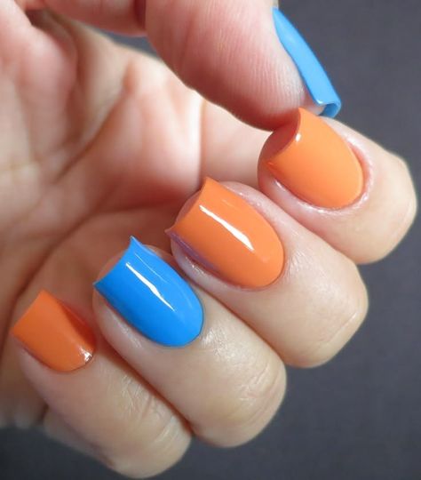 Multicolored Nails, Hippie Nails, Fall Gel Nails, Nail Art For Beginners, Vibrant Nails, Fall Acrylic Nails, Creative Nail Designs, Striped Nails, Colorful Nail Designs