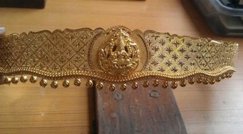 Simple Vadanam Designs, Gold Ottiyanam Designs, Simple Vaddanam Designs Gold Indian, Vaddanam Belt Designs Gold, Plain Vaddanam Designs Gold, Simple Vaddanam Designs Gold, Vaddanam Designs Gold Indian Bridal, Detachable Vaddanam, Vaddanam Designs Gold Indian