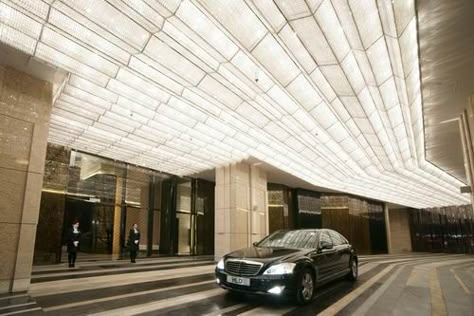 The unique “Galaxy” Crystal Chandelier is located in the outdoor arrival area at the grand entrance to 39 Conduit Road, a luxury development with spectacular views of Hong Kong’s Victoria Harbour to the front and the Peak to the rear. Hotel Canopy, Lift Lobby, Entrance Lighting, Central Hong Kong, Residential Tower, Building Entrance, Entrance Lobby, Victoria Harbour, Hotel Entrance