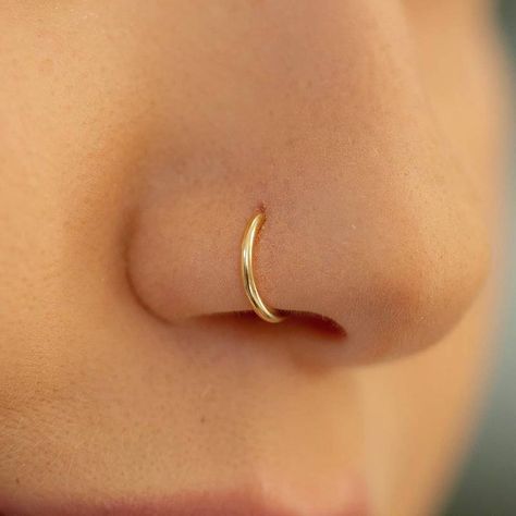 Gold Hoop Nose Ring, Nose Ring Designs, Nose Piercing Ring, Cute Nose Piercings, Nose Ring Jewelry, Sterling Silver Nose Rings, Gold Nose Hoop, Nose Piercing Hoop, Septum Nose Rings