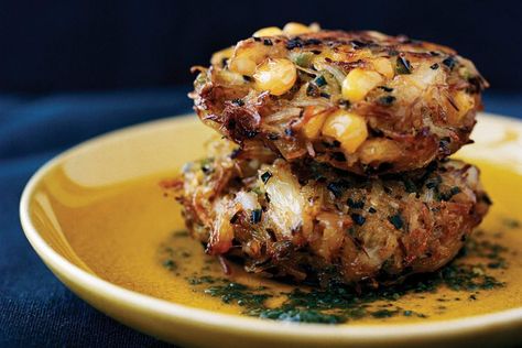 Keralan Crab Cakes with Mint Chutney Spicy Crab Cakes, Crab Cake Recipes, Mint Chutney, Spicy Crab, Crab Dishes, Crab Cake Recipe, Dungeness Crab, Homemade Mayonnaise, Mango Puree