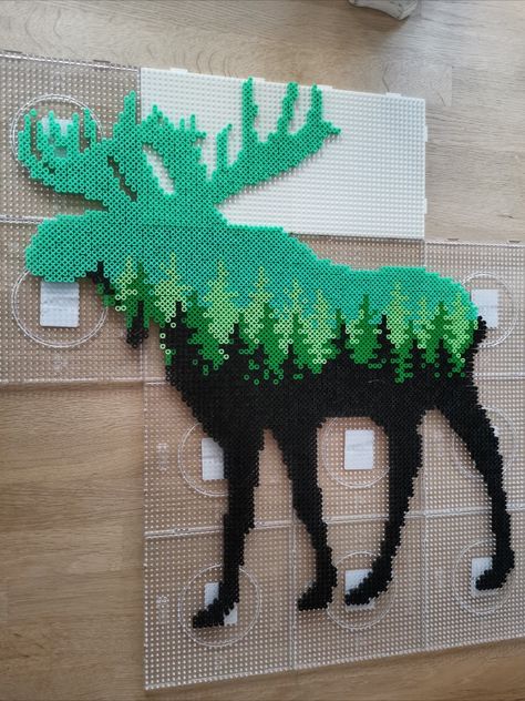 Sasquatch Perler Bead Patterns, Hunting Perler Bead Patterns, Perler Bead Bearded Dragon, Moose Perler Bead Pattern, Dino Perler Beads, Melty Bead Designs, Christmas Perler Beads, Pony Bead Crafts, Easy Perler Beads Ideas