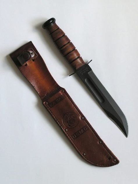 Kabar Knife, Knife Combat, Deadliest Warrior, Fallout Funny, K Bar, Ka Bar, Military Memes, Military Knives, Diy Knife