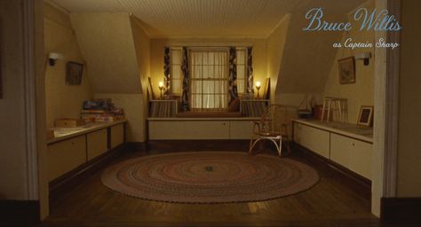 Moonrise Kingdom House Den Wes Anderson Room, Wes Anderson House, Wes Anderson Aesthetic, Kingdom Movie, Coastal Cottage Style, Motel Room, The Royal Tenenbaums, Moonrise Kingdom, Beach Bungalows