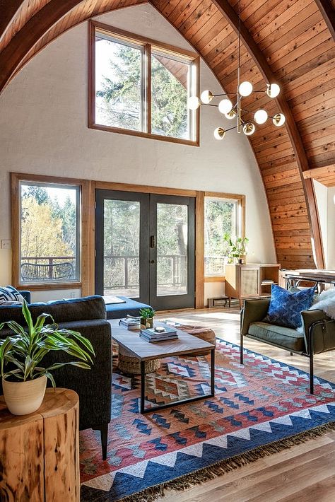 Modern Cabin Interior, Arched Cabin, Cabin Interior Design, Cabin Living Room, Cabin Inspiration, Frame Cabin, Cabin Interiors, Cabin Living, Columbia River Gorge