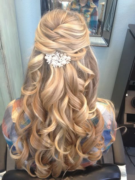 gorgeous curled half up half down wedding hair ~  we ❤ this! moncheribridals.com Honey Brown Hair Color, Pageant Hair, Honey Brown Hair, Fishtail Braid, Prom Hairstyles For Long Hair, Wedding Hair Down, Long Blonde, Long Wavy Hair, Prom Hairstyles