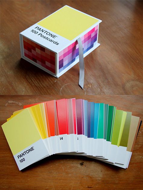 Pantone Postcards, Pantone Matching System, Pantone Universe, Postcard Design, Post Cards, Pantone Color, Grafik Design, Colour Palette, Card Set