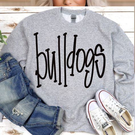 School Shirt Ideas Design, School Tshirt Design Ideas, Bulldog Spirit Shirt Ideas, Bulldog Shirts School Spirit, Elementary School Shirt Designs, Elementary School Tshirt Designs, Tshirt Ideas Design, Cricut Shirt Designs, School Sports Shirts