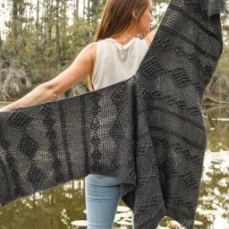 01 December Crochet Digest — Craftorator Poncho Wrap Pattern, Ruana Pattern, Ruana Wrap, Crochet Wrap Pattern, Crochet Cable, Crochet Shawl Pattern Free, Crochet Poncho Patterns, Crochet Shawls And Wraps, Poncho Pattern