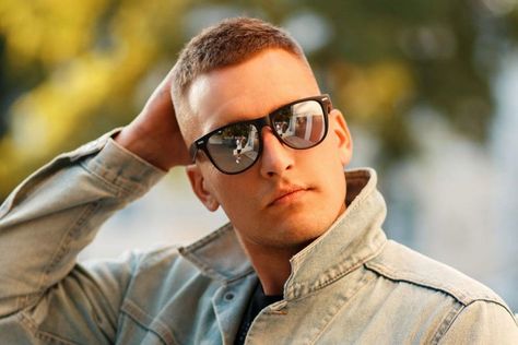 37 Best High and Tight Haircuts For Men (2022 Guide) Buzzcut Haircut, Dapper Haircut, Army Haircut, Military Haircuts Men, Military Haircuts, Haircuts 2020, High And Tight Haircut, Military Cut, High Fade Haircut