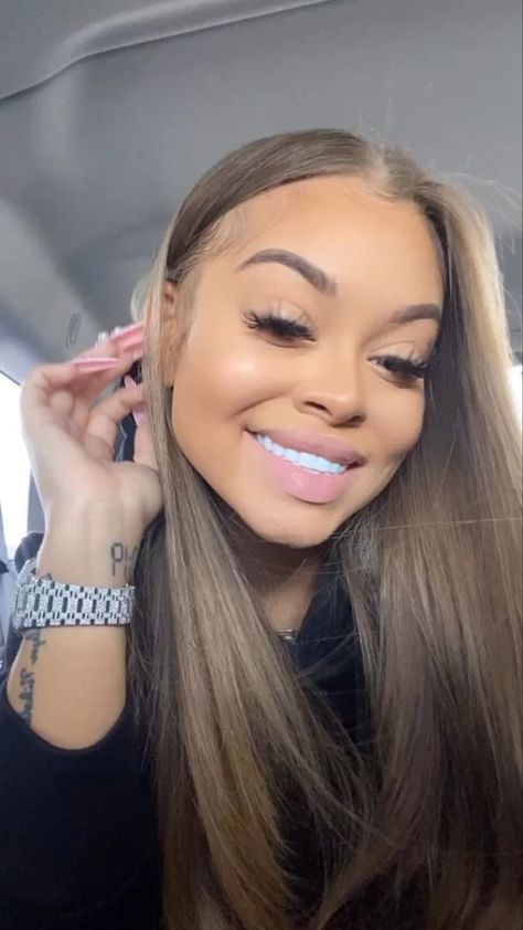 @‎ Maquillage Kylie Jenner, Big Latto, Jhene Aiko, Brown Blonde Hair, Baddie Hairstyles, Grunge Hair, Black Girls Hairstyles, Aesthetic Hair, Hair Highlights