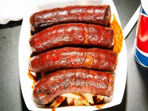 Hot Links Hot Link, Rib Tips, Grilled Meats, Barbecue Restaurant, Italian Beef, Bbq Food, Smoked Ribs, Chicago Style, Dog Recipes