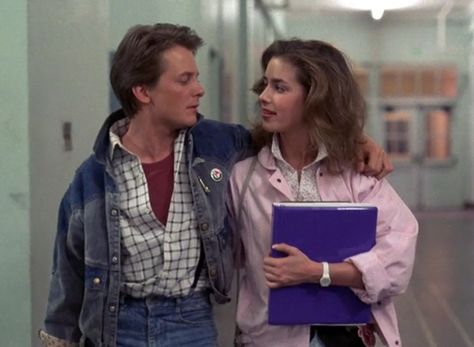 jennifer back to the future - Google Search Marty Mcfly And Jennifer, Claudia Wells, Back To The Future 1985, 90’s Outfits, Michael J Fox, J Fox, Marty Mcfly, 80s Movies, Movie Fashion