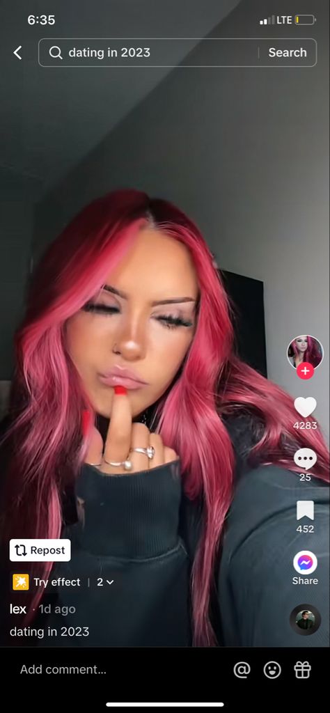 Magenta Hair With Money Piece, Red Hair Pink Money Piece, Boosting Confidence, Magenta Hair, Creative Hair Color, Dyed Blonde Hair, Creative Hair, Dye Colors, Hair Red