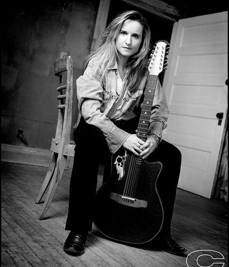 Melissa Etheridge, Female Musicians, Alice Cooper, Favorite Song, Studio Album, Singer Songwriter, Gibson, Celebrity Crush, Rock And Roll