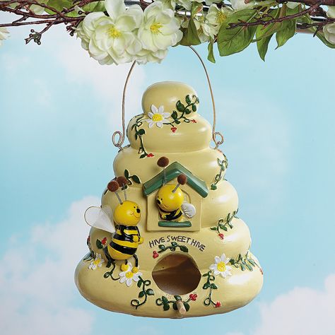 Beehive Birdhouse - OrientalTrading.com Beehive Birdhouse, Bee Things, Indestructable Dog Bed, Birdhouse Projects, Bee Nursery, Pottery Design, Birdhouse Designs, Basket Uses, Pet Gate