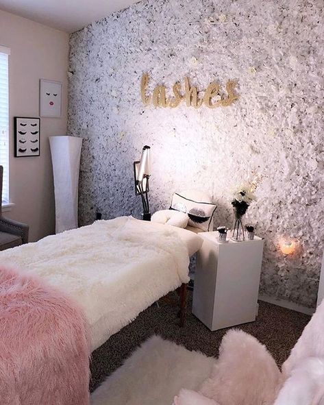 Lash Room Decorations | Flower Wall Lash Room Ideas, Salon Interior Design Ideas, Hair Salon Interior Design, Nail Salon Interior Design, Lash Room Decor, Esthetician Room Decor, Esthetics Room, Spa Room Decor, Eyelash Salon