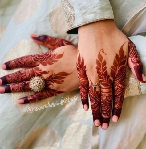 Mehdi Degine 2024, Mehdi Degine, Finger Mehendi, Finger Mehendi Designs, Hand Mehendi, Finger Henna Designs, Finger Design, Henna Tattoo Hand, Henna Tattoo Designs Hand