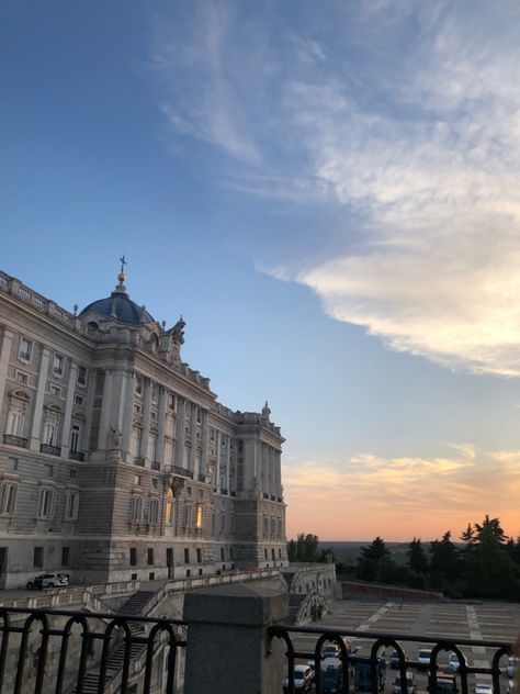 Sunset in Madrid close to royal palace ✨ Royal Palace Madrid, Madrid Aesthetic, Europe 2023, Madrid City, Palace Garden, Royal Garden, Royal Palace, Palace, Madrid