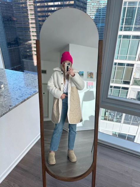 Pink Beanie Outfit, Winter Outfit Pink, Beanie Outfit, Pink Beanie, Liner Jacket, Sherpa Coat, Winter Fit, Pink Beanies, Outfit Pink