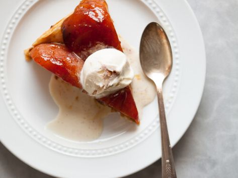 Apple Tarte Tatin Recipe with Phyllo Crust - ZoëBakes Tart Tatin, Tarte Tatin Recipe, Apple Tarte, Caramelised Apples, Homemade Vanilla Extract, Baking Stone, Phyllo Dough, French Dessert, Apple Tart