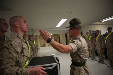 Photo Gallery: Recruits transition to Marine boot camp life on Parris Island Marine Corps Bootcamp Parris Island, Usmc Humor, Marine Corps Bootcamp, Marines Boot Camp, Marine Corps Humor, Military Motivation, Drill Instructor, Parris Island, Navy Wife