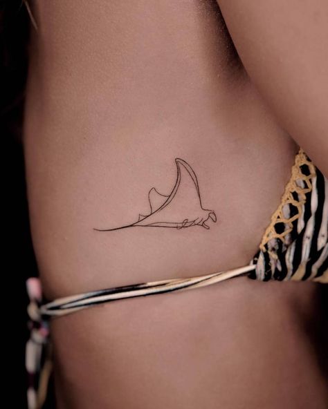 Stingray And Shark Tattoo, Architecture Tattoo Ideas Minimal, Two Stingray Tattoo, Stingray Line Tattoo, Ocean Back Tattoo Women, Tattoos For Swimmers, Fine Line Manta Ray Tattoo, Shark And Stingray Tattoo, Small Manta Ray Tattoo