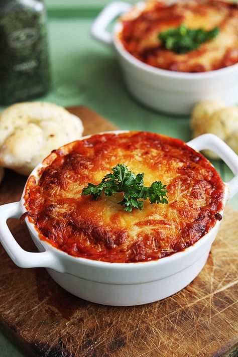 Lasagna Dip Lasagne Dip, Recipe Collage, Lasagna Dip, Dip Dip, Entertaining Food, Pasta Noodle Recipe, Cheese Lasagna, Party Dips, Recipes Appetizers And Snacks