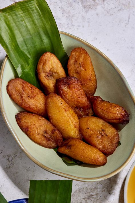 Platanos Maduros is a pretty simple dish that only consists of sweet plantains. Although it’s best known now for being Cuban, the dish originally came from India.  It only reached Cuba when the Spanish colonists arrived at the shores of the Caribbean.  They’re also closely related botanically, nearly having the same nutritional value and the same benefits. Plantains, too, are high in potassium, vitamin C, and fibers.  #cafekacao #platanos #everybodydeserveslatinfood Sweet Plantains, Plantains Fried, American Dishes, Nutritional Value, Latin American, The Caribbean, Southeast Asia, Bananas, Vitamin C