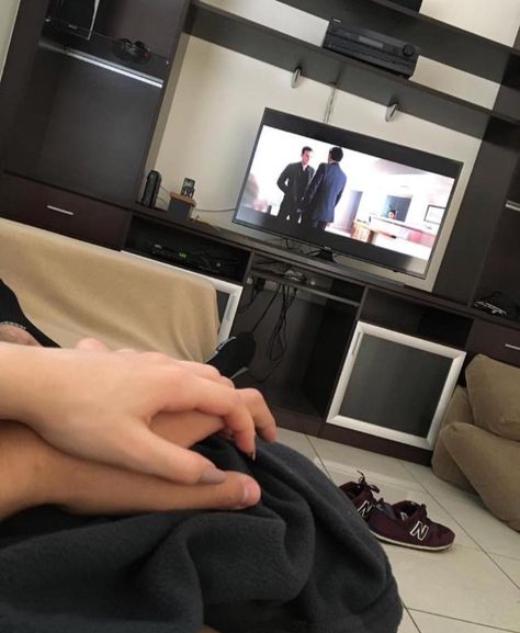 Home Date Aesthetic, Couple Watching Movie, Boyfriend Quotes Relationships, I Want Love, The Score, Goals Pictures, Ulzzang Couple, Boyfriend Goals, Watching Movies