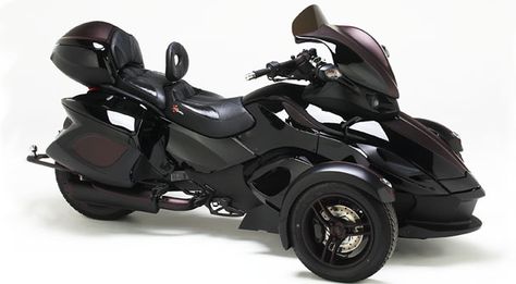 Can-Am Spyder ST with Corbin Trunkbox