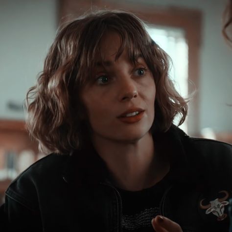 Robin Buckley Icons, Robin Stranger Things, Ashley Miller, Robin Buckley, Stranger Things Season 4, Maya Hawke, Stranger Things Tv, Stranger Things Characters, Stranger Things Season