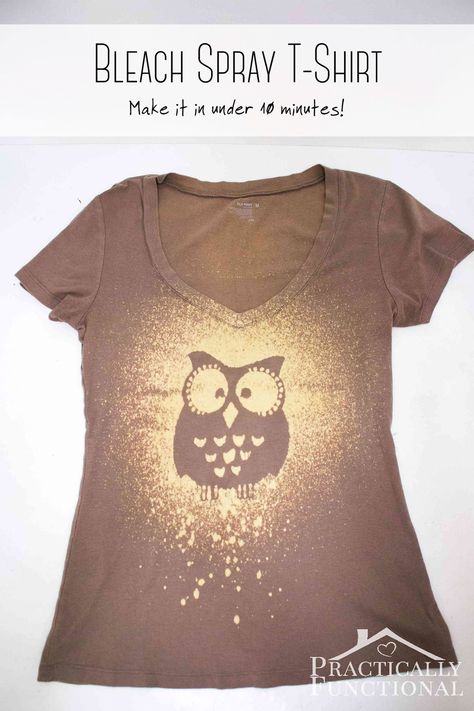 Learn how to transform a plain shirt with a stencil, a spray bottle, and some bleach! Includes washing and drying instructions! Bleach Spray Shirt, Gamle T Shirts, Bleach Spray, Homemade Bleach, Crafts Homemade, Homemade Ideas, Shirt Tutorial, Pinterest Crafts, Diy Vetement