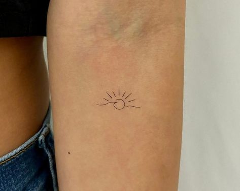 Palm Tree Sun Wave Temporary Tattoo - Etsy Mini Sunrise Tattoo, Sunshine And Wave Tattoo, Sun On Ankle Tattoo, Cute Holiday Tattoos, Simple Summer Tattoos, Tiny Tattoos Beach, Simple Hawaii Tattoo, Sun Simple Tattoo, Wave Small Tattoo