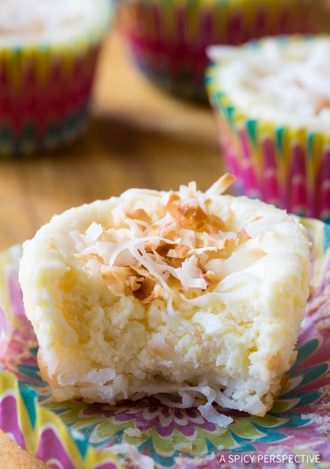 Impossible Coconut Pie, Coconut Pie Recipe, Coconut Crust, Cheesecake Muffins, Coconut Cheesecake, Custard Pudding, Pudding Desserts, Mini Cheesecakes, Baking Mix