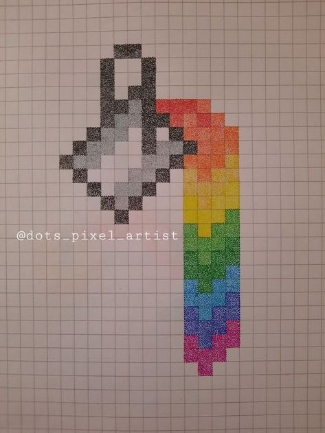 Cute Pixel Art Easy, Pixel Art Ideas Creative, Rainbow Pixel Art, Pixel Drawing Ideas, Graph Art, Graph Notebook, Make A Rainbow, Modele Pixel Art, Graph Paper Designs