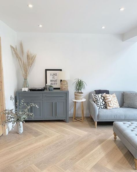 Washed Character Oak Karndean, Lino Flooring Living Room, Karndean Herringbone Flooring, Karndean Herringbone, Scandi Flooring, Lvt Flooring Living Rooms, Herringbone Vinyl Plank Flooring, Herringbone Floor Living Room, Living Room Wooden Floor